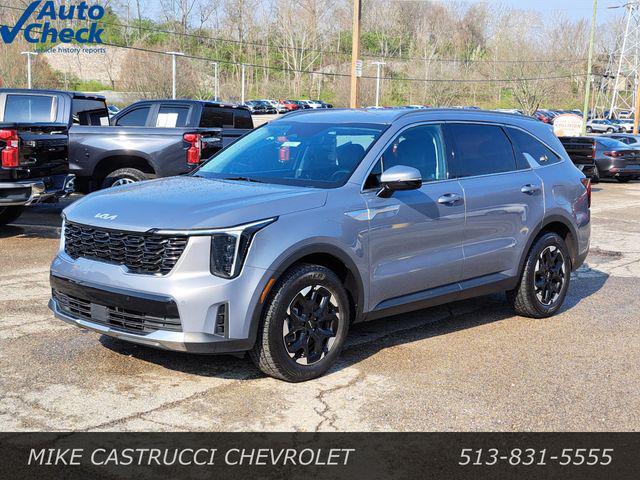 used 2024 Kia Sorento car, priced at $25,192