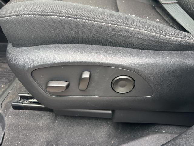 used 2024 Chevrolet Traverse car, priced at $39,266