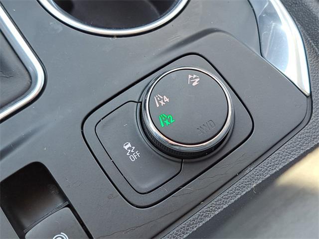 used 2020 Chevrolet Traverse car, priced at $19,882