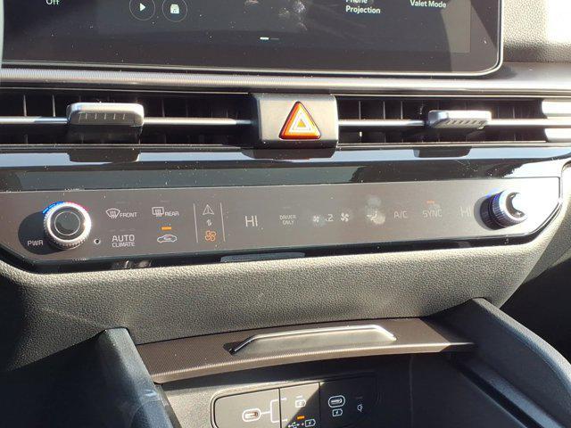 new 2026 Kia Sportage Hybrid car, priced at $35,504