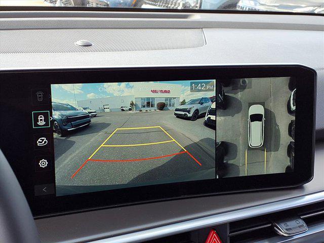 new 2026 Kia Sorento Hybrid car, priced at $46,443