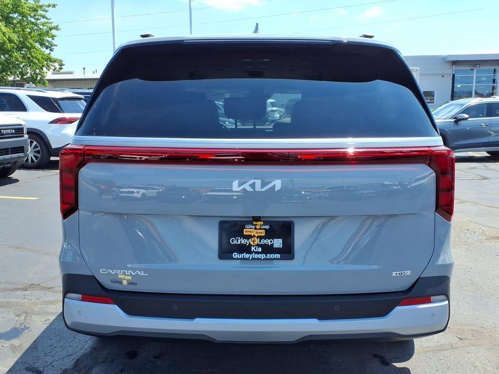 new 2026 Kia Carnival Hybrid car, priced at $45,222
