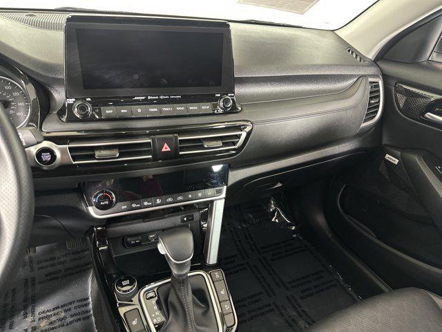 used 2023 Kia Seltos car, priced at $23,132