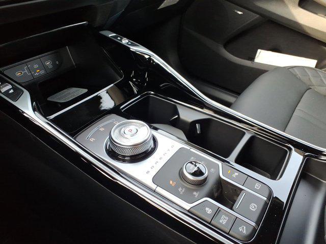 new 2026 Kia Sorento Hybrid car, priced at $47,716