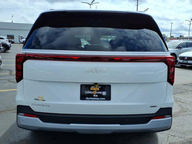 new 2026 Kia Carnival Hybrid car, priced at $45,021