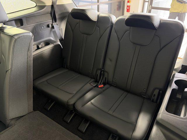 used 2023 Kia Sorento car, priced at $28,356