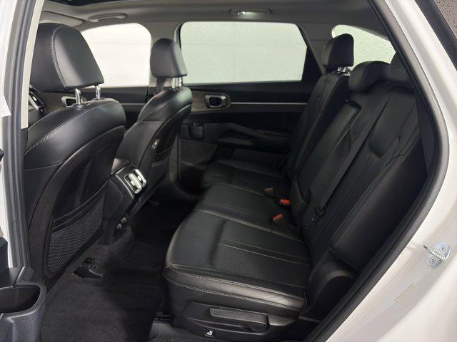 used 2023 Kia Sorento car, priced at $28,356