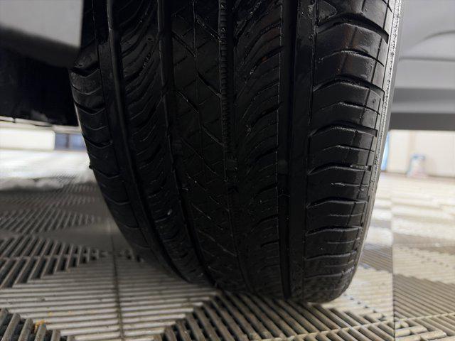 used 2024 Chevrolet TrailBlazer car, priced at $25,821