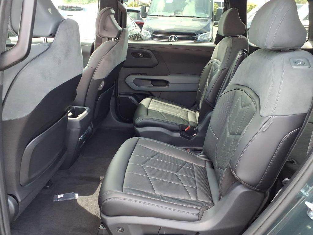 new 2027 Kia Telluride Hybrid car, priced at $58,902