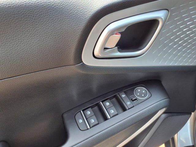 new 2025 Kia Soul car, priced at $21,186