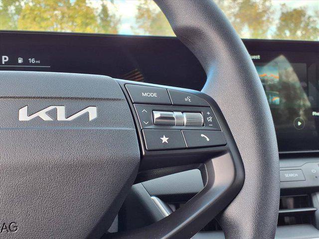 new 2025 Kia K4 car, priced at $23,499