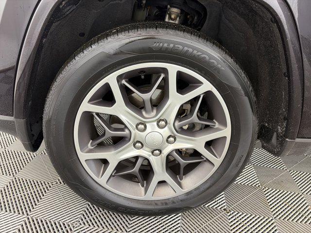 used 2018 Jeep Grand Cherokee car, priced at $17,258