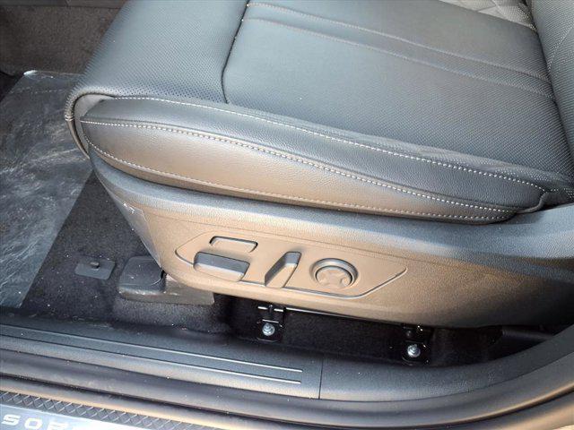 new 2026 Kia Sorento Hybrid car, priced at $47,443