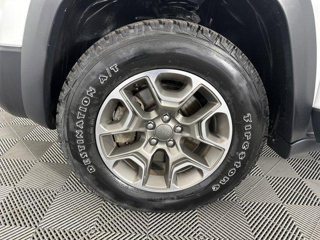 used 2022 Jeep Cherokee car, priced at $24,995