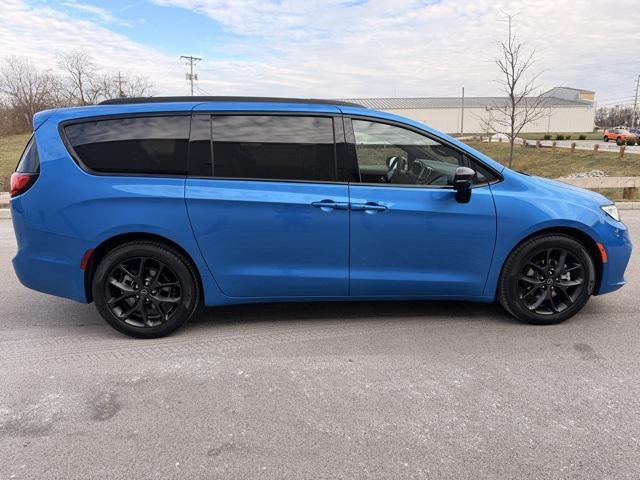 new 2026 Chrysler Pacifica car, priced at $45,710