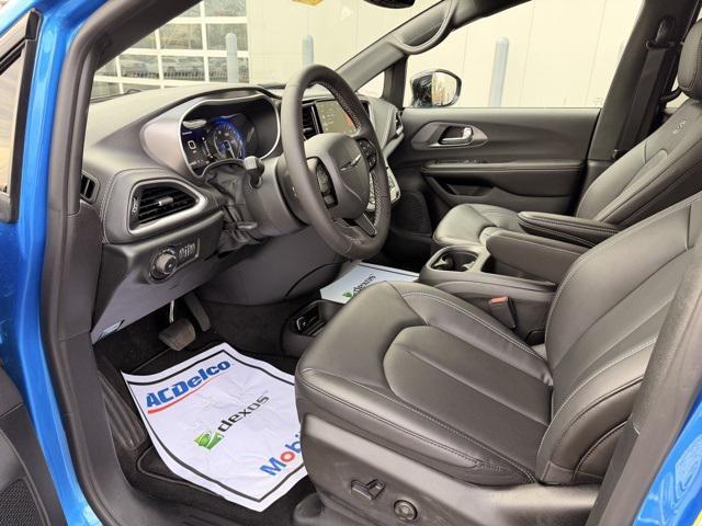 new 2026 Chrysler Pacifica car, priced at $45,710