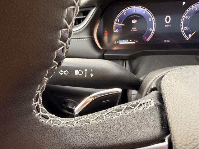 new 2025 Jeep Grand Cherokee car, priced at $38,437