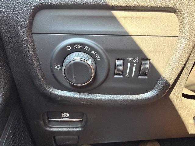 new 2026 Jeep Grand Cherokee car, priced at $47,760