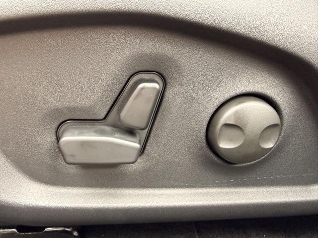 new 2026 Jeep Compass car, priced at $37,275