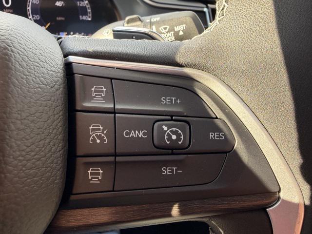 new 2025 Jeep Grand Cherokee car, priced at $47,015