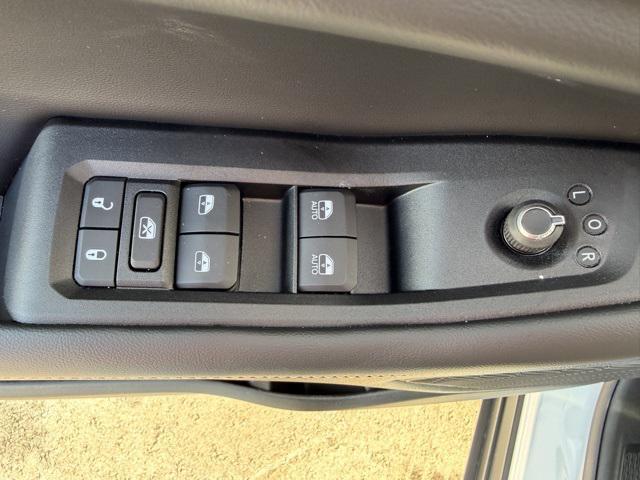 new 2025 Jeep Grand Cherokee car, priced at $47,015