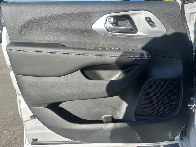 new 2026 Chrysler Pacifica car, priced at $49,900