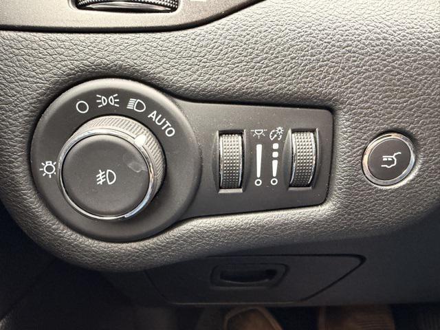 used 2022 Jeep Cherokee car, priced at $23,500