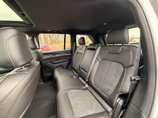 new 2026 Jeep Grand Cherokee car, priced at $46,873