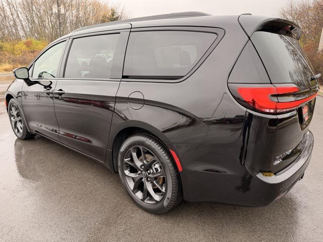 new 2026 Chrysler Pacifica car, priced at $47,729