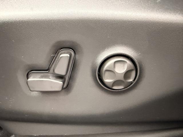 new 2026 Chrysler Pacifica car, priced at $47,729