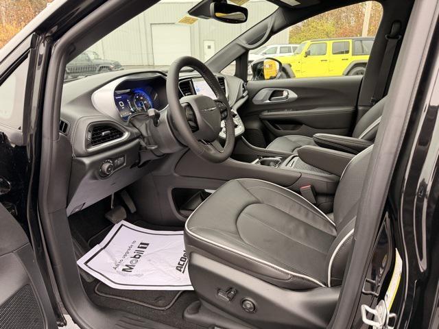 new 2026 Chrysler Pacifica car, priced at $47,729