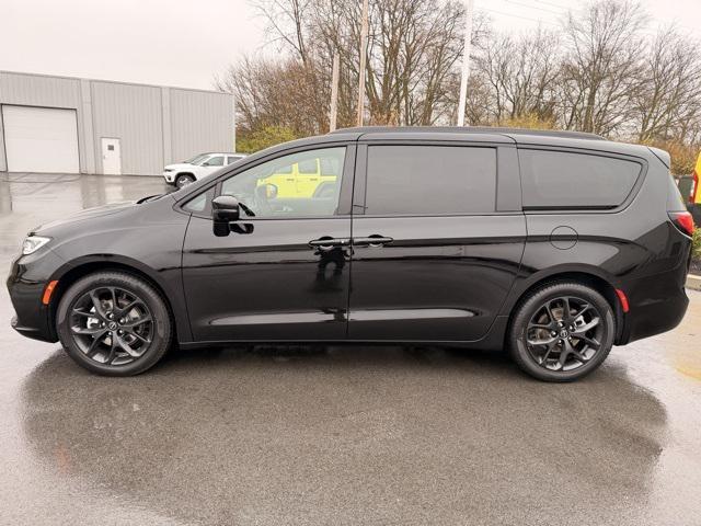 new 2026 Chrysler Pacifica car, priced at $47,729