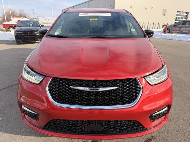 new 2026 Chrysler Pacifica car, priced at $48,523