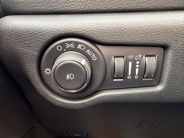 new 2026 Chrysler Pacifica car, priced at $48,523