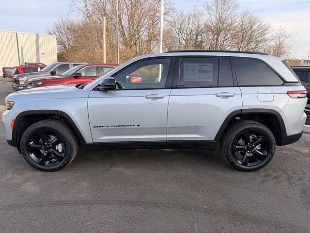 new 2025 Jeep Grand Cherokee car, priced at $50,023