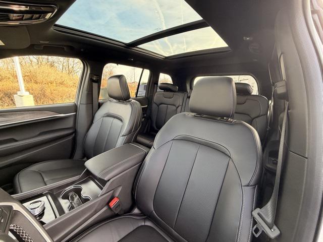 new 2025 Jeep Grand Cherokee car, priced at $50,023