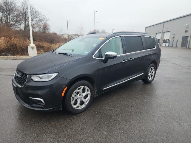 used 2022 Chrysler Pacifica car, priced at $32,000