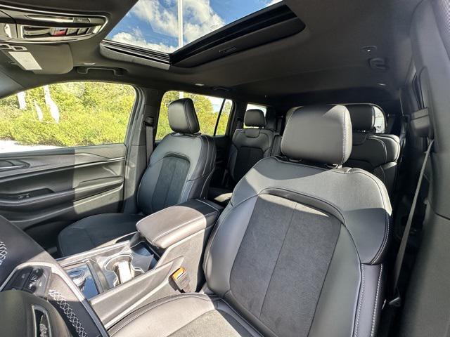 new 2025 Jeep Grand Cherokee L car, priced at $42,892