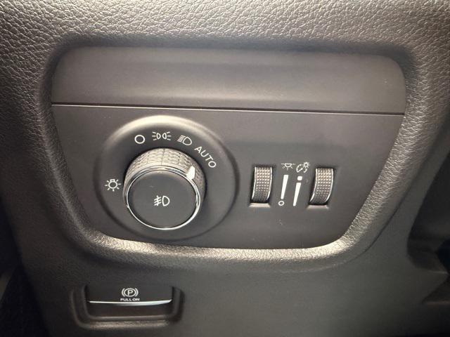 new 2026 Jeep Grand Cherokee L car, priced at $52,698