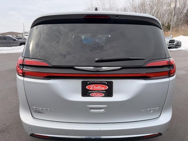 used 2023 Chrysler Pacifica car, priced at $37,500