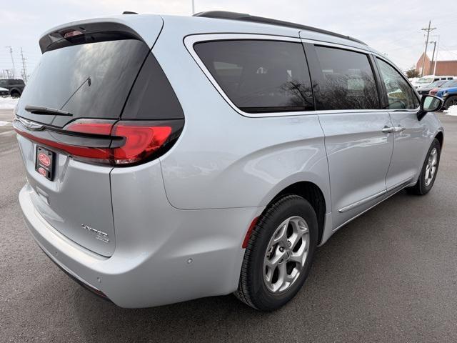used 2023 Chrysler Pacifica car, priced at $37,500