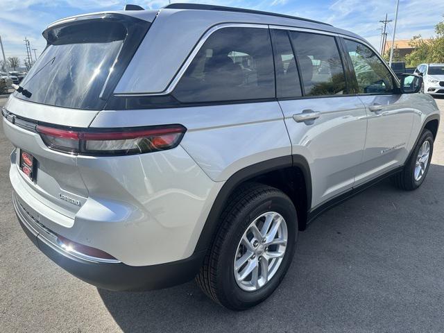 new 2025 Jeep Grand Cherokee car, priced at $39,788