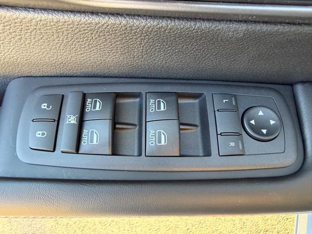 new 2026 Chrysler Pacifica car, priced at $42,907