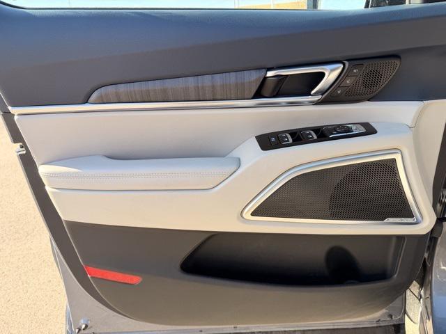 used 2024 Kia Telluride car, priced at $39,000