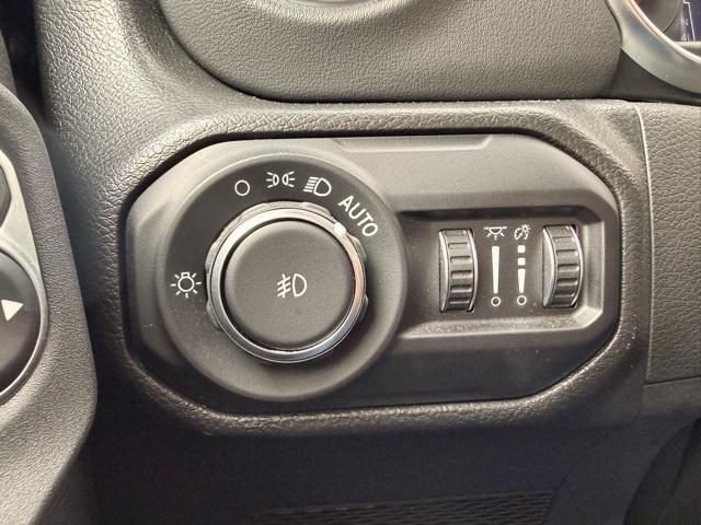 used 2022 Jeep Wrangler Unlimited car, priced at $33,000