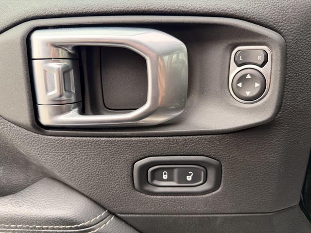 used 2022 Jeep Wrangler Unlimited car, priced at $33,000