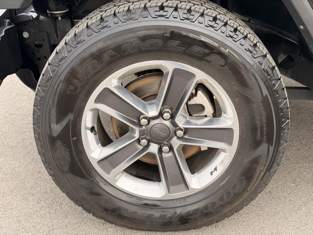 used 2022 Jeep Wrangler Unlimited car, priced at $33,000