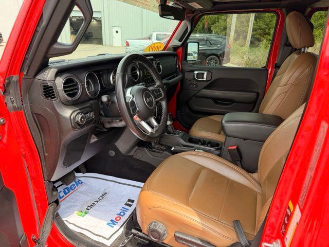 used 2022 Jeep Wrangler Unlimited car, priced at $33,049