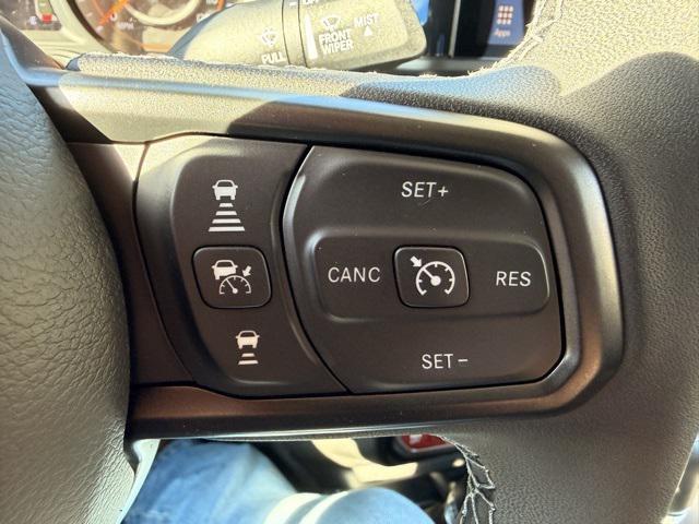 new 2026 Jeep Gladiator car, priced at $51,756