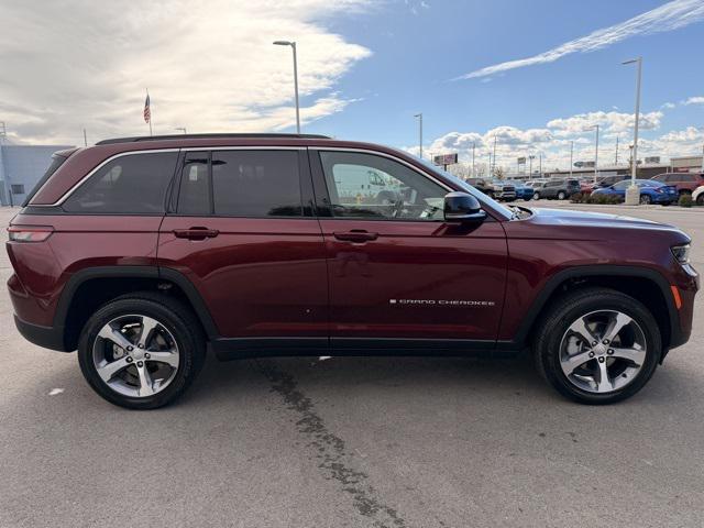 new 2025 Jeep Grand Cherokee car, priced at $48,621